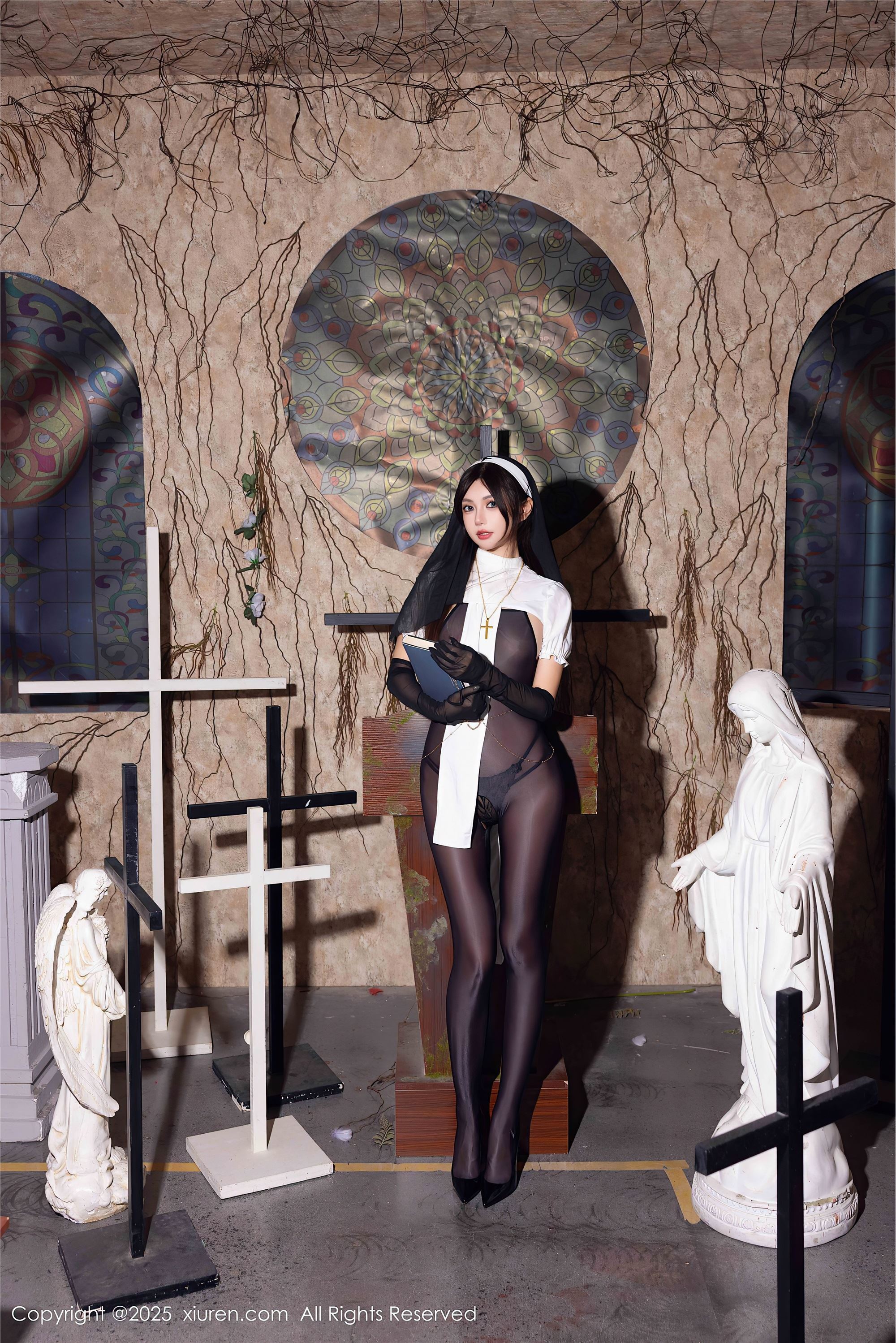 Xiuren秀人网 2025.01.17 NO.9774 绮里嘉ula